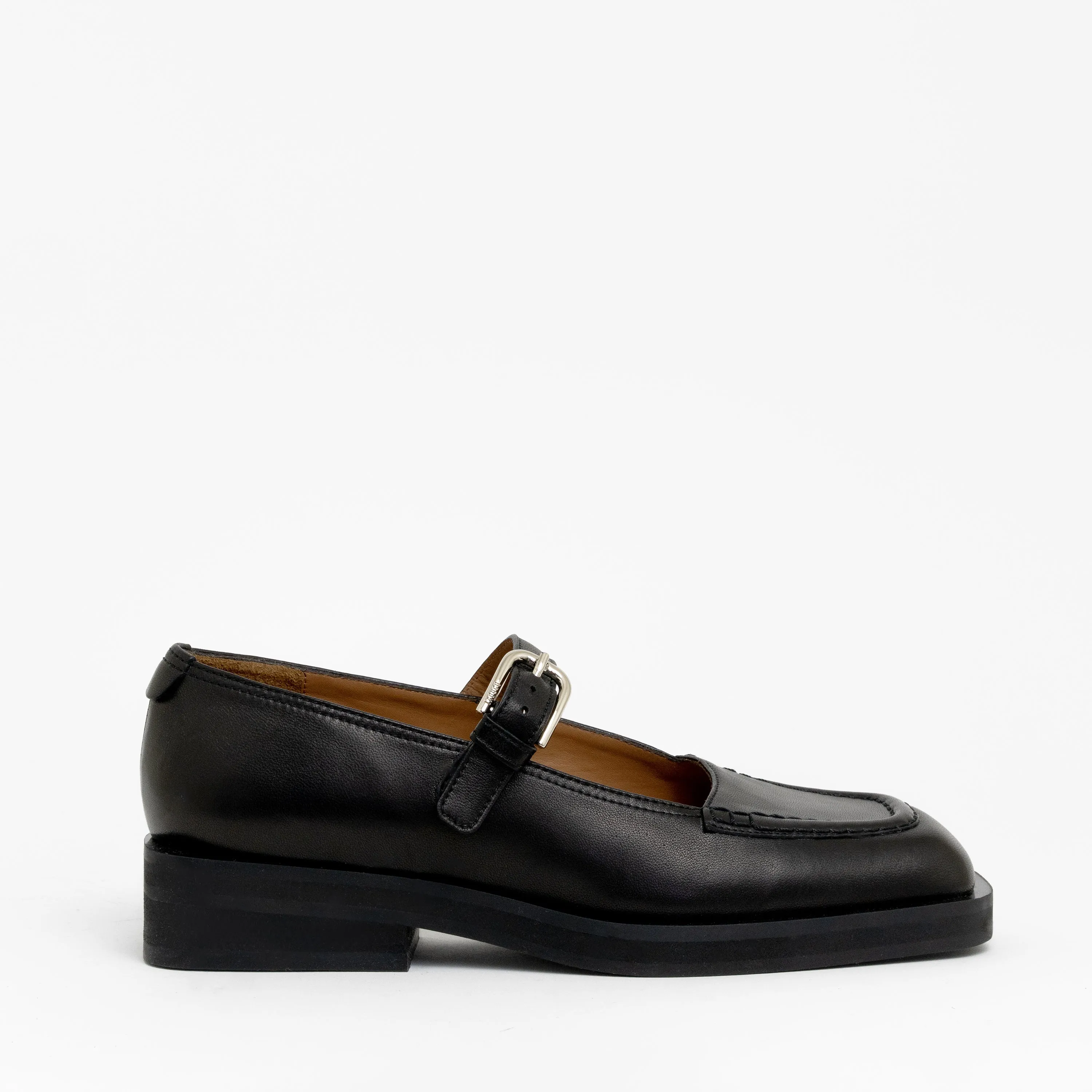 To optimize your e-commerce product title, I recommend making it more descriptive and engaging. However, I need to know the context of the product. For instance, if Norman Maryjane Black refers to a pair of shoes, a potential optimized title could be:

Stylish Norman Black Mary Jane Shoes for Women - Comfortable and Fashionable Footwear for All Occasions

If you can provide more details about the product, I can refine the title further!